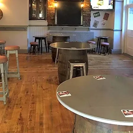 宾馆 The Bulls Head